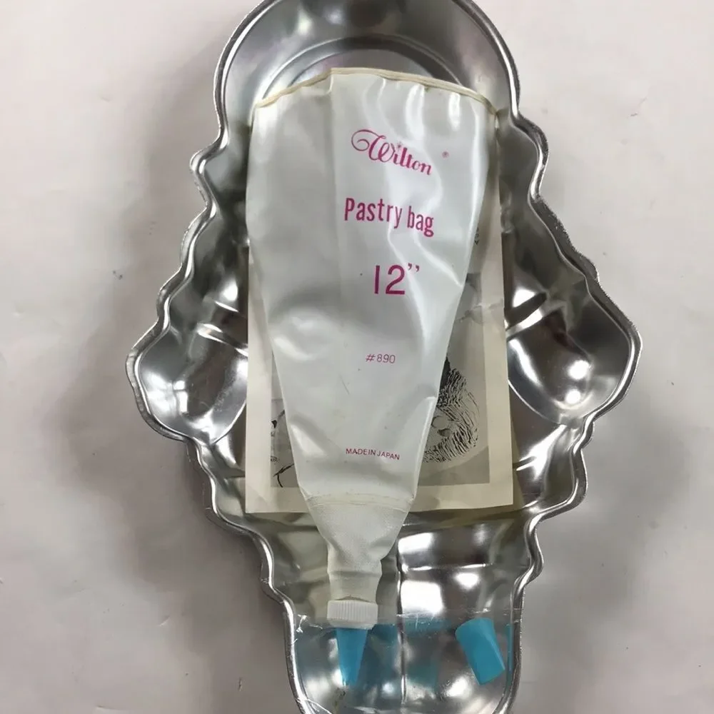 Wilton Vintage Reggedy Doll Aluminum Kate